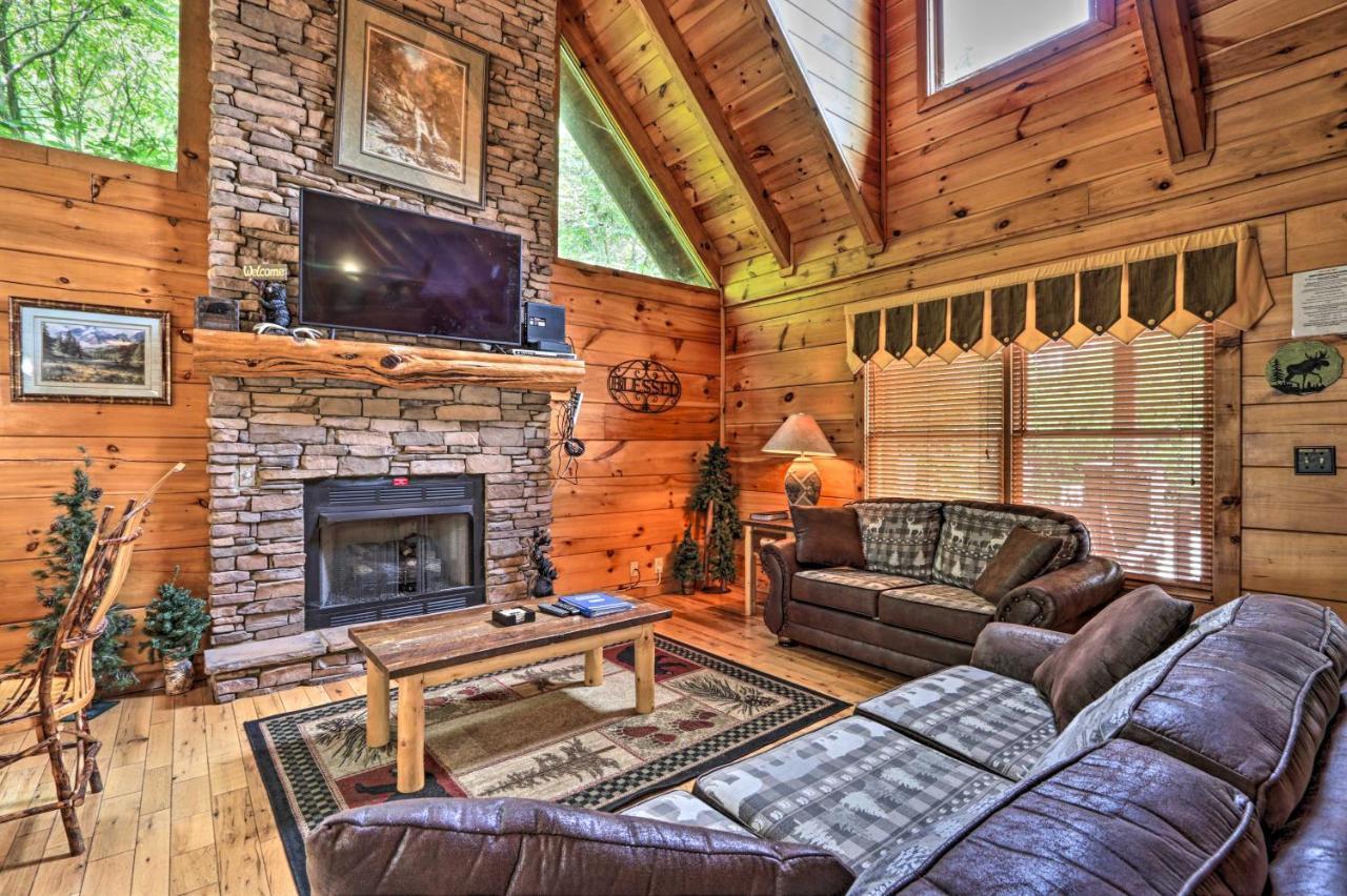 Pigeon Forge Getaway With Covered Patio And Hot Tub! Ngoại thất bức ảnh