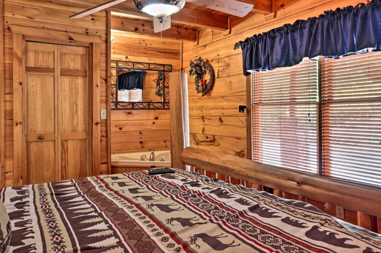 Pigeon Forge Getaway With Covered Patio And Hot Tub! Ngoại thất bức ảnh